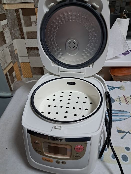 Продам кашеварку,пароварку.