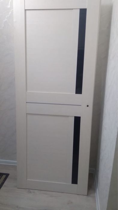 Продам межкомнатные двери