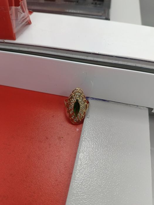 Продам колье золото750проба