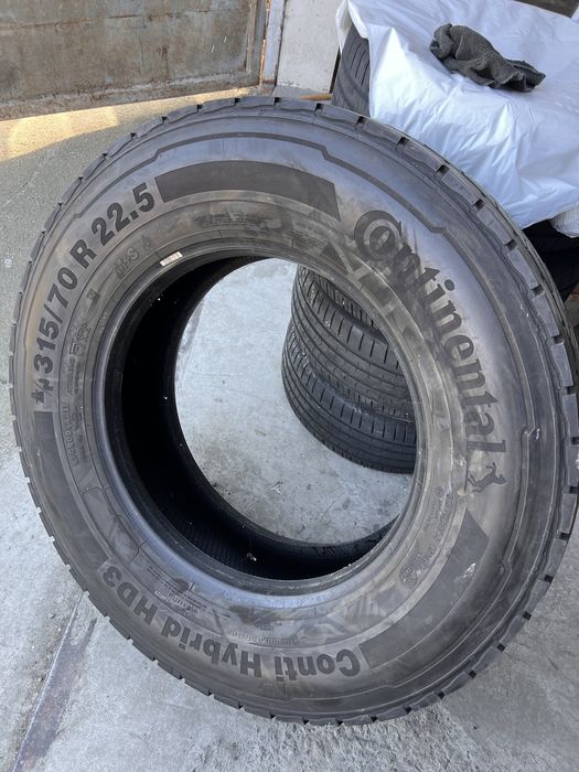 4 anvelope camion tractiune 315/70/22.5 , Continental , DOT 2021