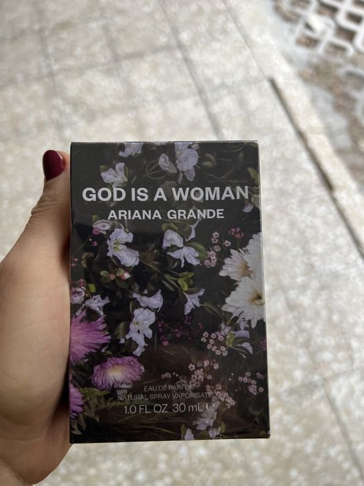 Ariana Grande God is a Women 30 ml EDP