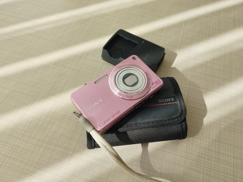 Sony Cyber-shot DSC-W350