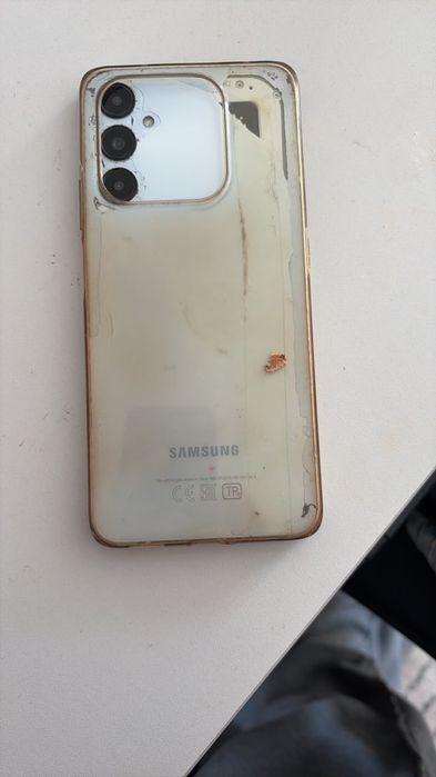 Продам телефон самсунг