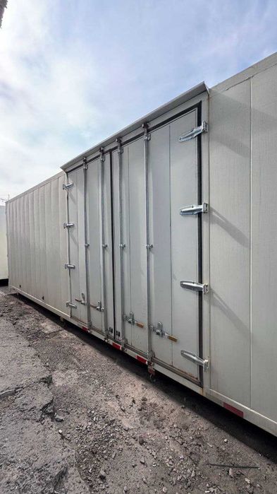 Фургон (контейнерного типа), длина 8.5 метров