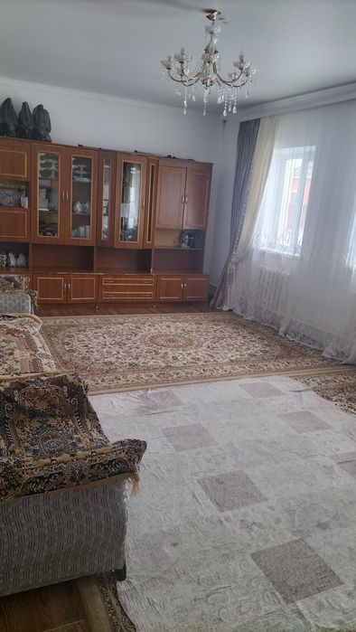 Тез арада үй сатылады