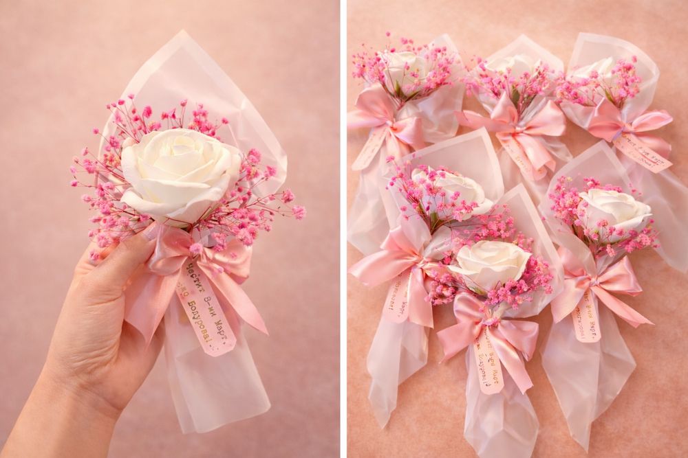 Кутии и букетчета със сапунени рози - стилен и нежен подарък за всеки