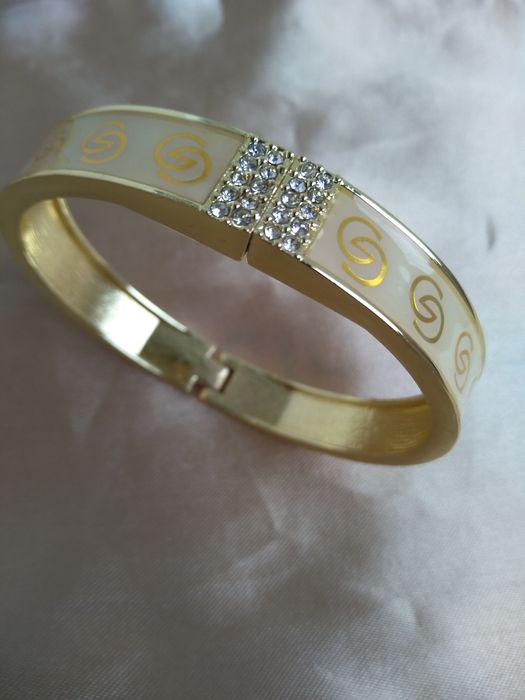 Нова дамска гривна, подходяща за подарък