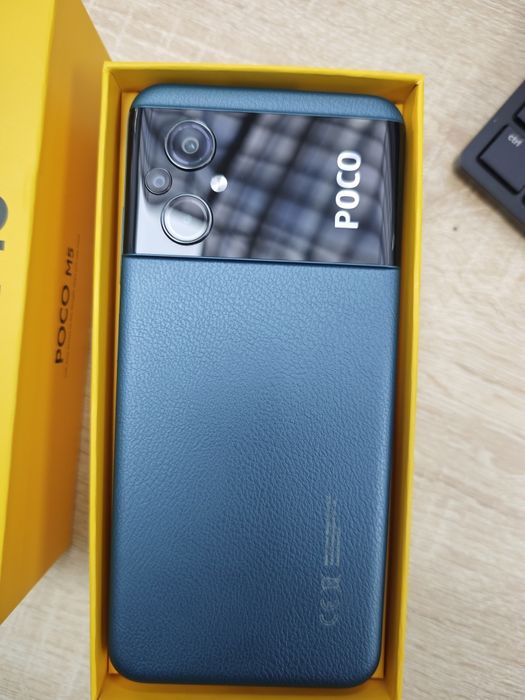 Телефон Poco M5 blue