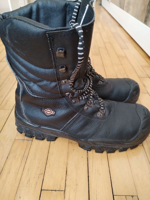 Мъжки работни обувки на фирмата Cofra