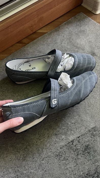 Балетки женские новые продам