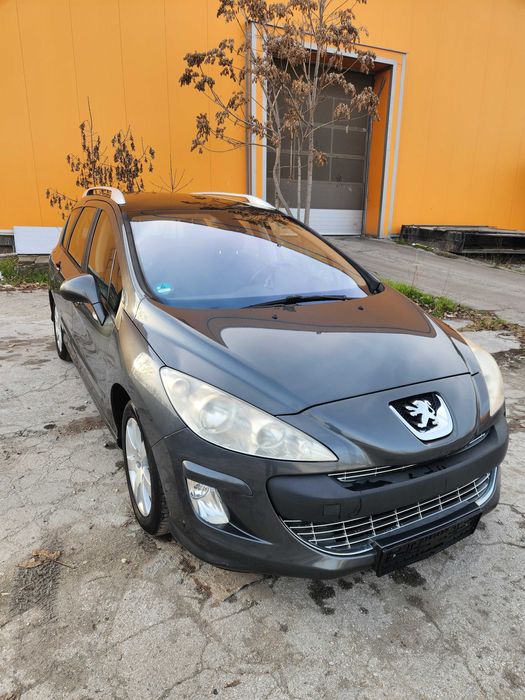 Пежо 308 SW 1.6 бензин много запазено отвън и отвътре