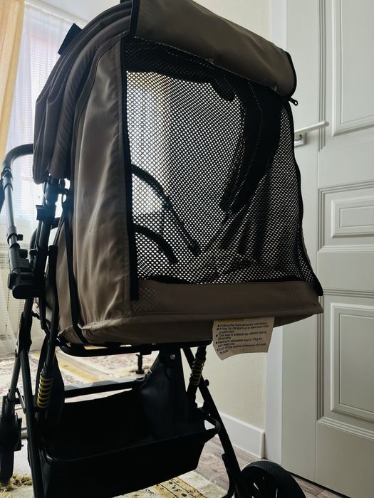 Коляска прогулочная, легкая . Есть торг