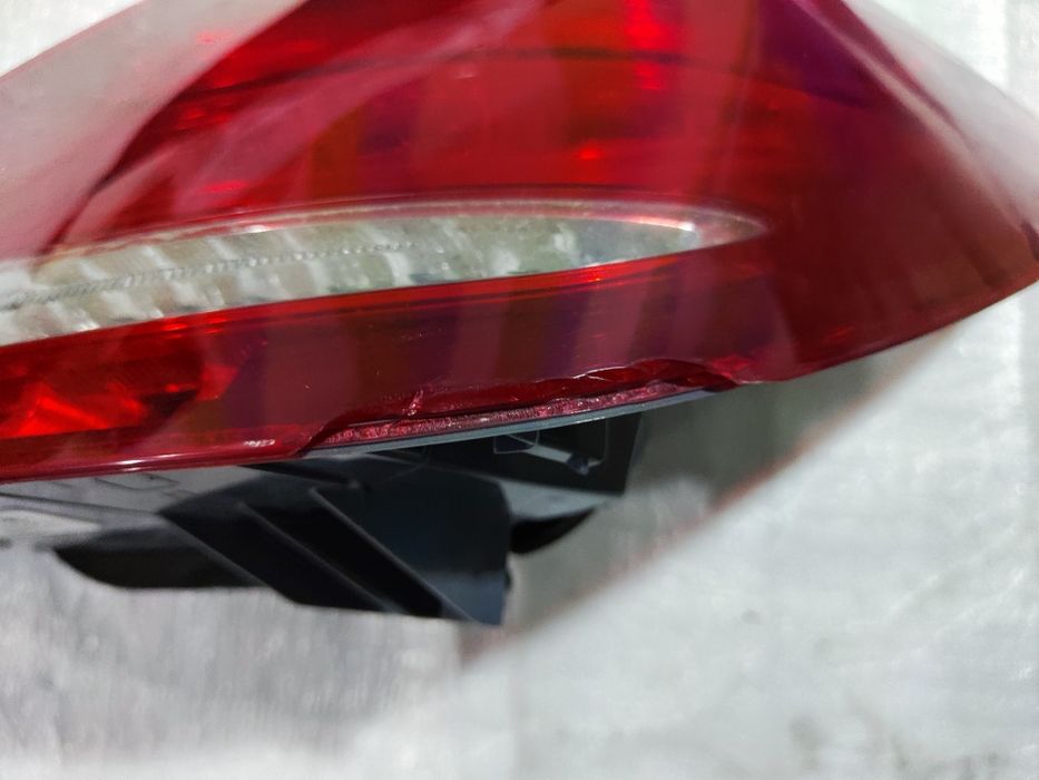 Фонарь задний правый Мерседес C класс W205