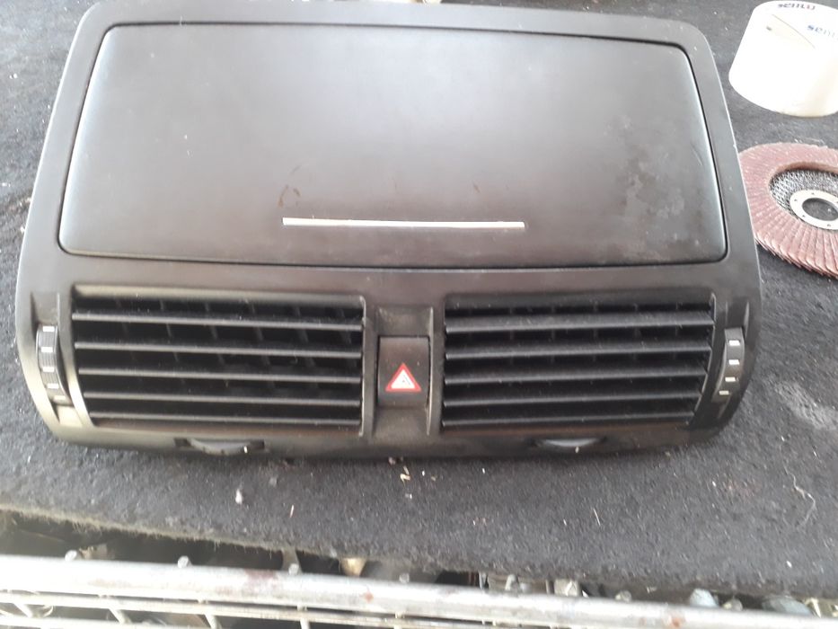 Grilă centrala cu mini torpedou Octavia 2