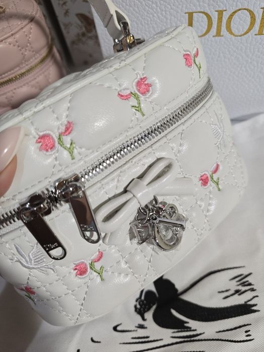 Налична чанта Dior Dioramour Limited