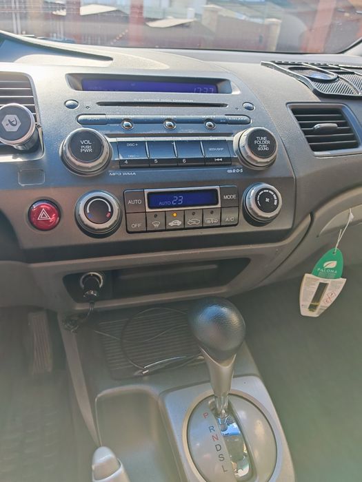 Vand Honda Civic VIII, Hibrid, 2007, cutie automata