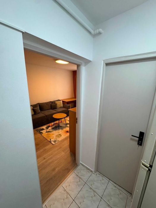 Proprietar, inchiriez garsoniera renovata strada Zorilor