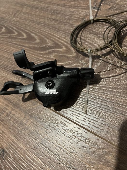 Manete Shimano XTR M 9000. Manetele sunt noi