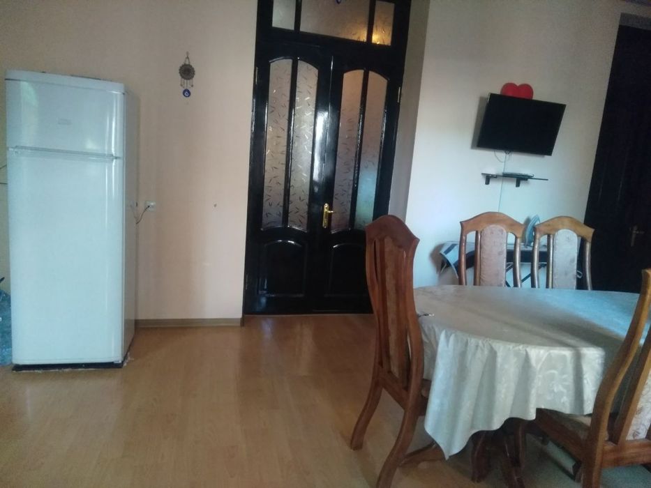 Сурхондарё вил. Термиз шахар Шодлик МФЙ Навбог 12/5 Уй сотилади. (ЦУМ)