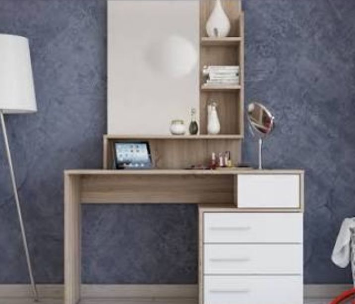 Тоалетка с огледало