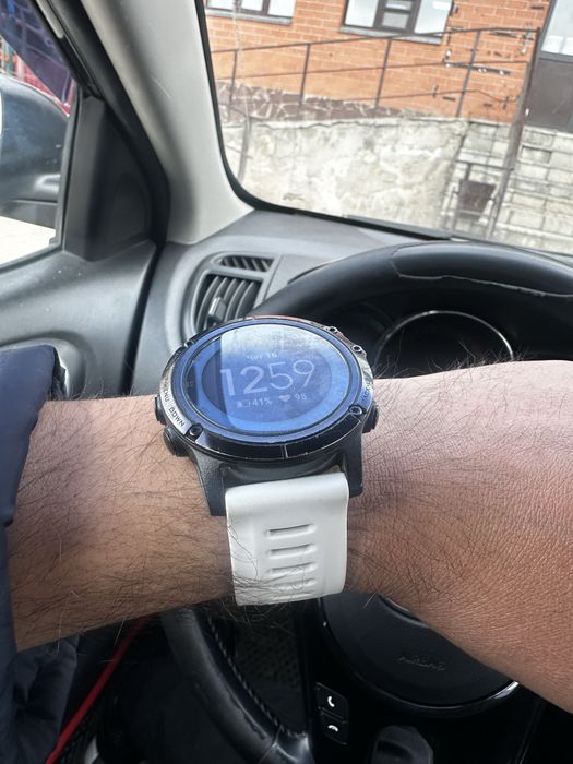 Ремешки на часы Garmin