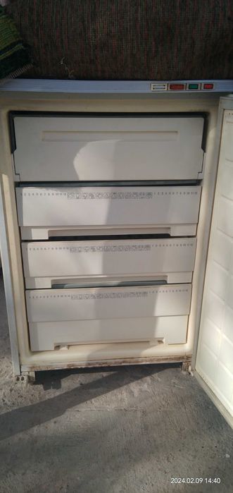 Морозильник Бирюса