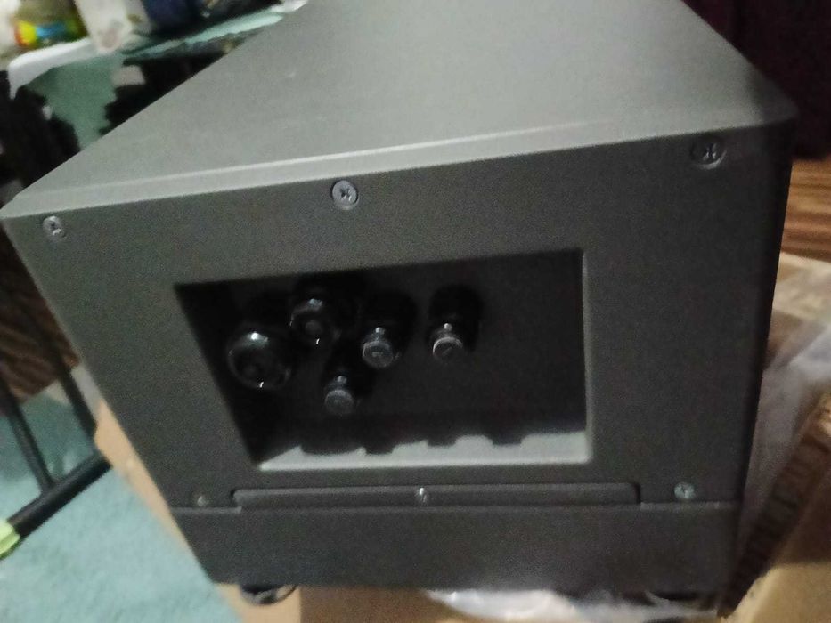 Urgent, invertor hibrid trifazat