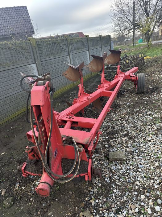 De vanzare plug 5 brazde