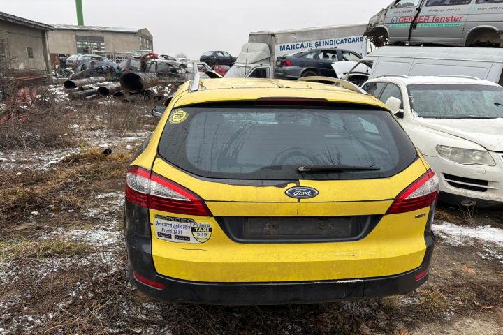 Macara geam fata stanga electrica Ford Mondeo 2008