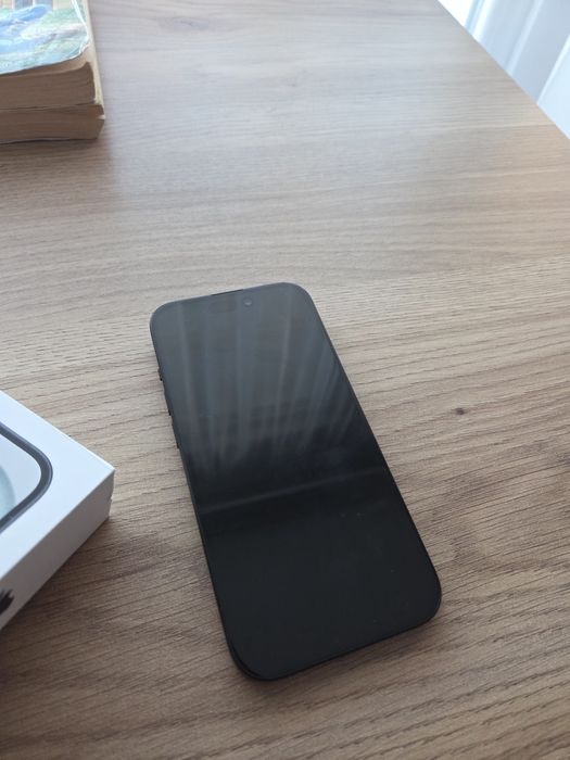 iPhone 15 с гаранция