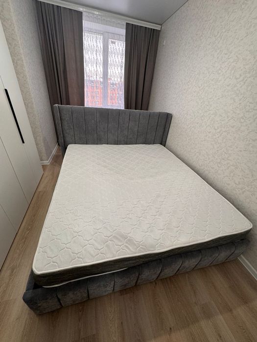 Продам кровать новая