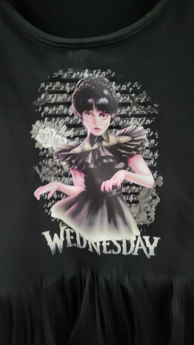 Продам платье для девочки Wednesday