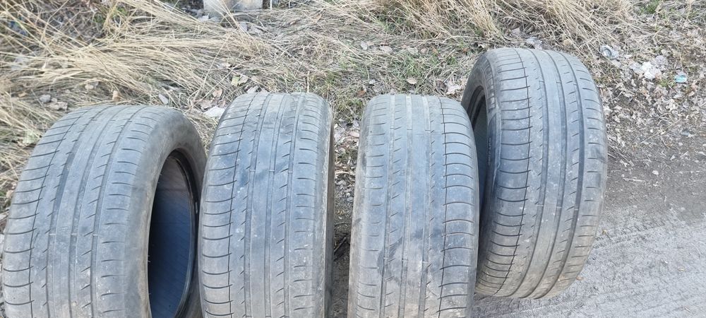 Продам шины летние R19