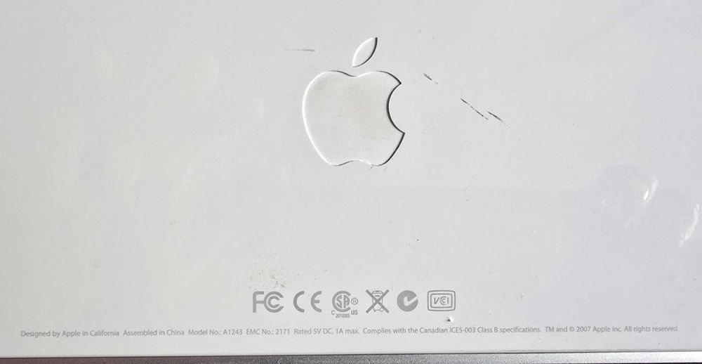 Tastatura Apple model A1243 DEFECTA