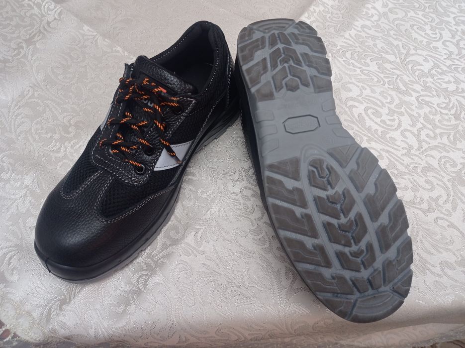 Кроссовки мужские