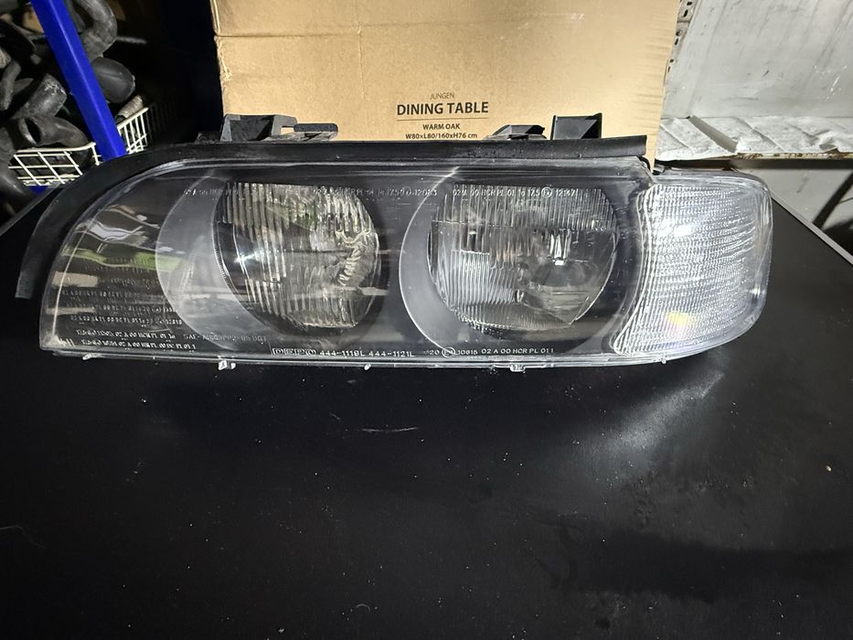 Ляв Фар за Бмв Е39 бял кристален Bmw E39