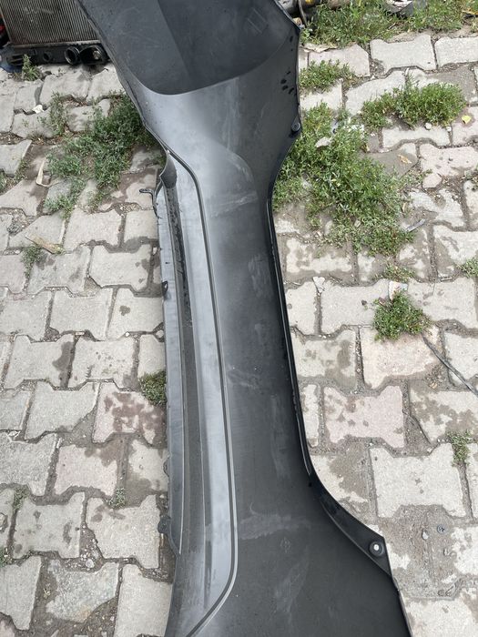 бампер задний Toyota COROLLA 2014