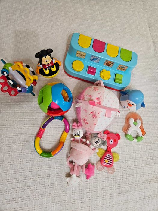 Бебешки занимателни играчки