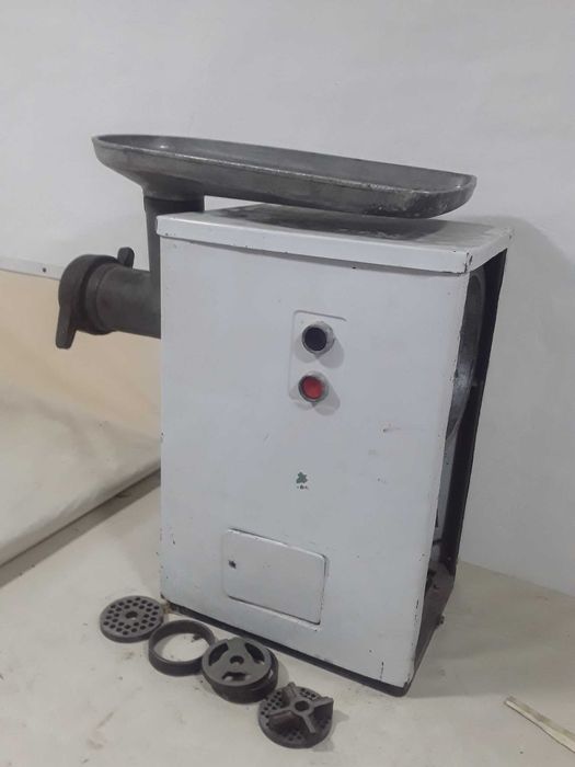 Мясарубка россиская модель ми 250