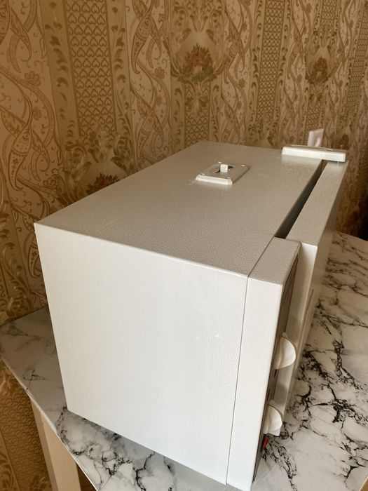 Сухожарочный шкаф для инструментов 270гр.