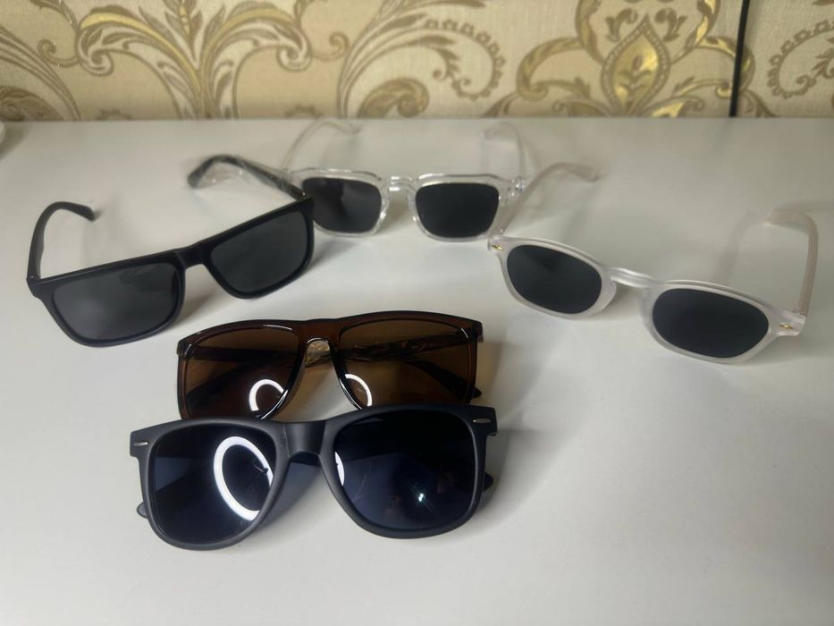 Очки солнцезащитные , распродажа