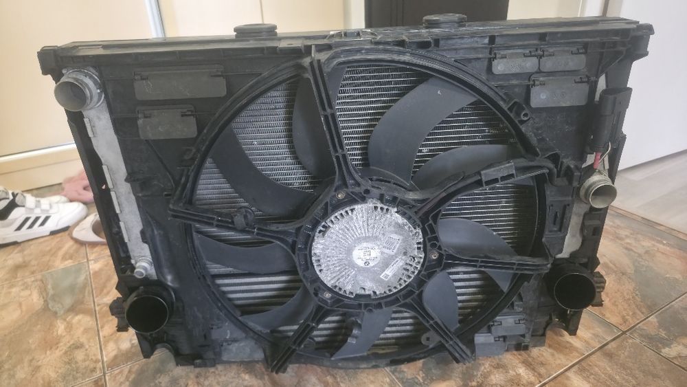 Set radiatoare apa clima intercooler BMW seria 6.