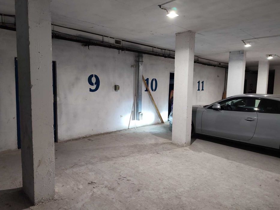 Дава се под наем Гараж / Паркомясто в Банско - 20 кв.м за 10000 € - Снимка #2