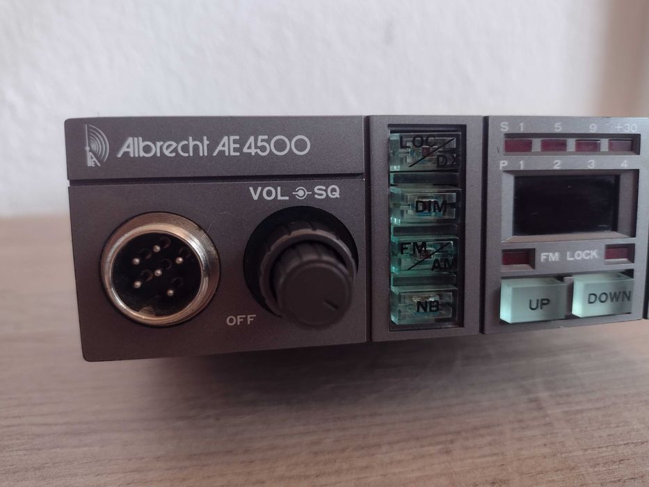 Albrecht AE 4500 радиостанция