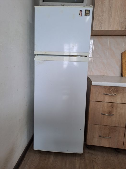 Продам холодильник, б/у