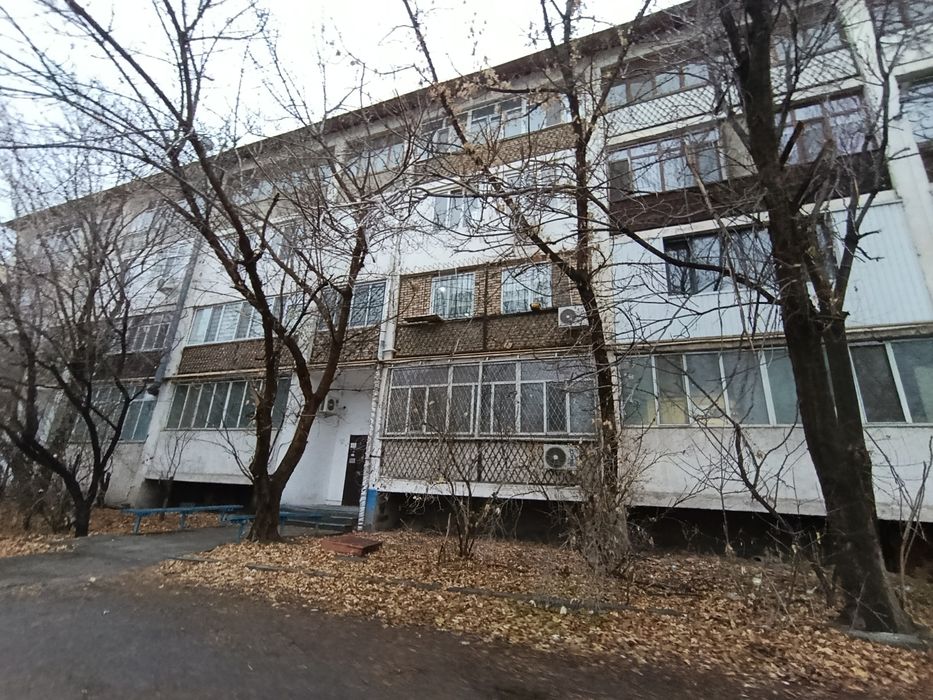 2х комн 3 эт + гараж центр Метроном