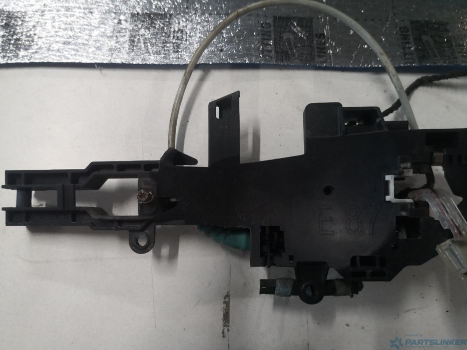 Maner Usa Stanga Spate Bmw 1 (E81) [ 2006 - 2012 ] Oem 77708604