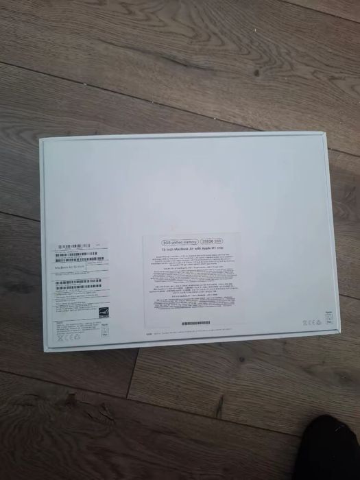 Macbook продается