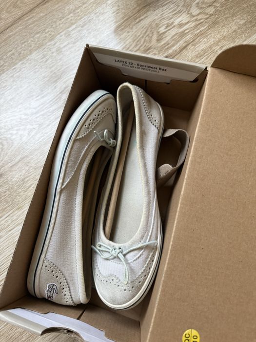 Обувки лакоста 36 размер/36,5