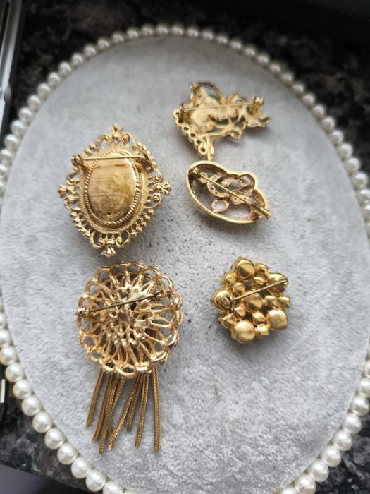 Lot 5 brose vechi, de provenienta germana